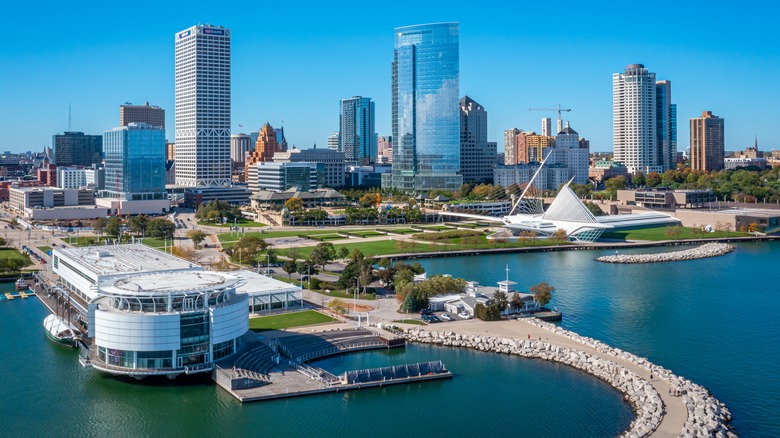downtown milwaukee