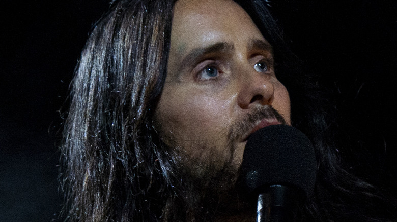 Jared Leto 30 Seconds to Mars on stage