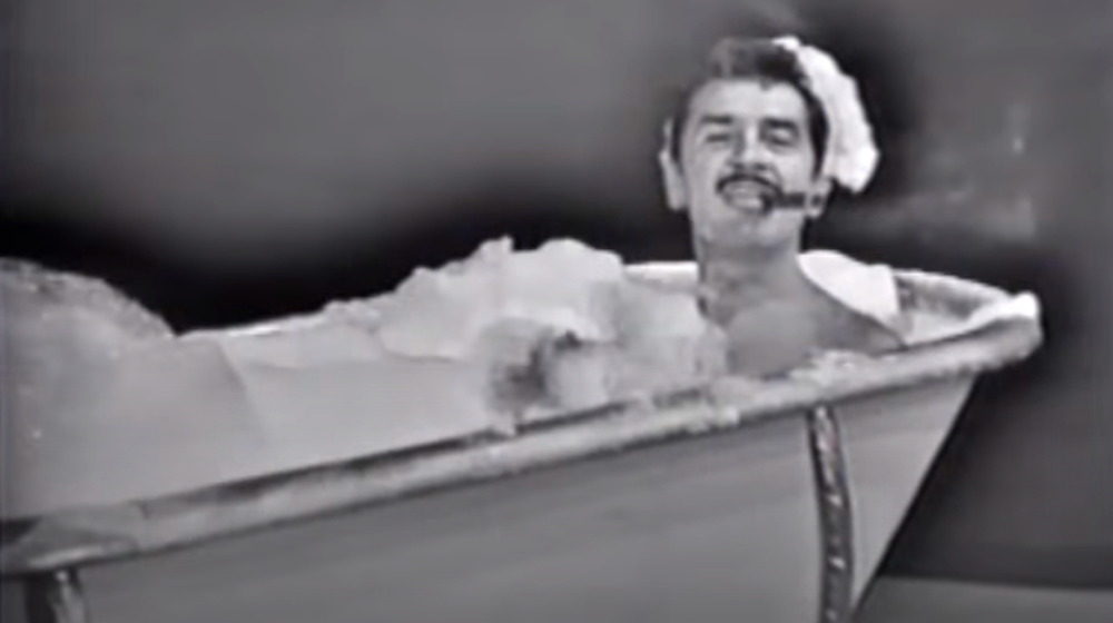 Ernie Kovacs in the tub