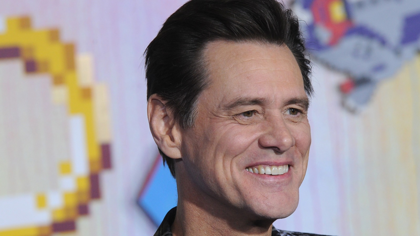 Jim Carrey Forgets Love and Blue Hair: The Tragic Story of a Hollywood Star - wide 6