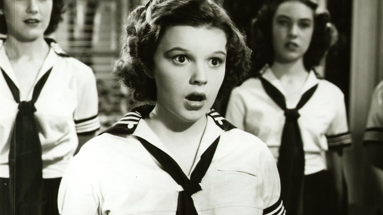 Judy Garland singing