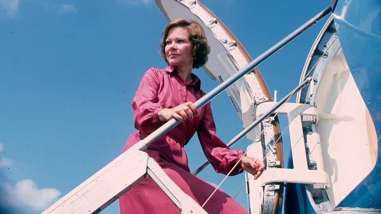 Rosalynn Carter getting on a plane