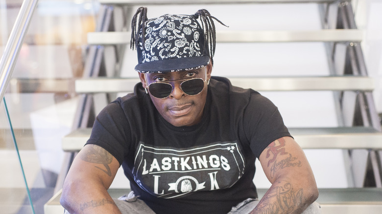 Coolio seated