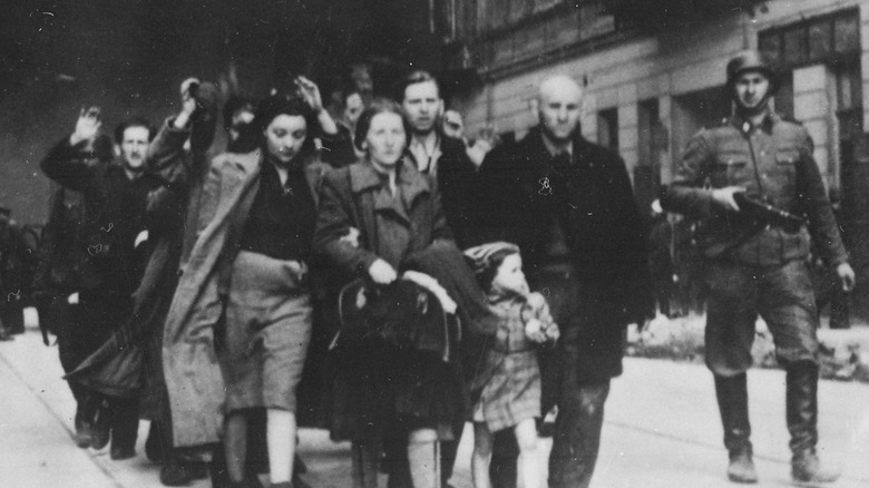 Jewish prisoners walking together