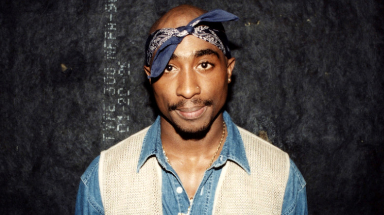 Tupac Shakur close up
