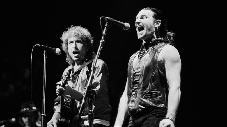 Bob Dylan and Bono singing