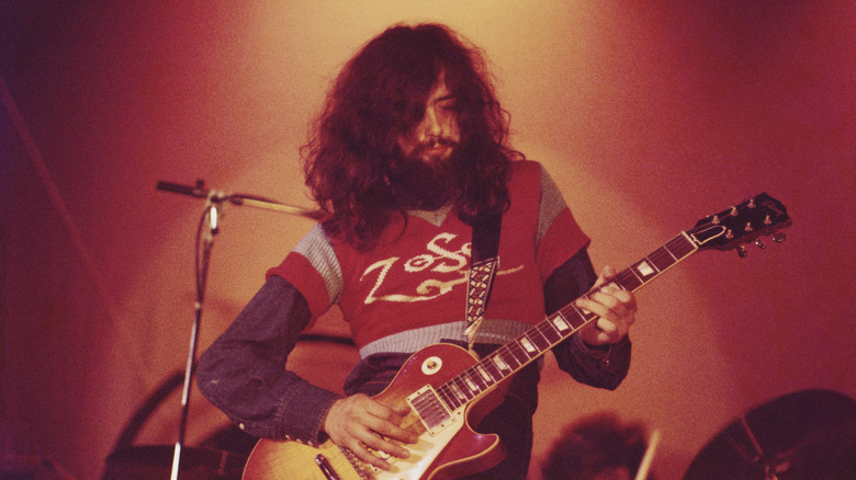 Led Zeppelin's Jimmy Page playing guitar