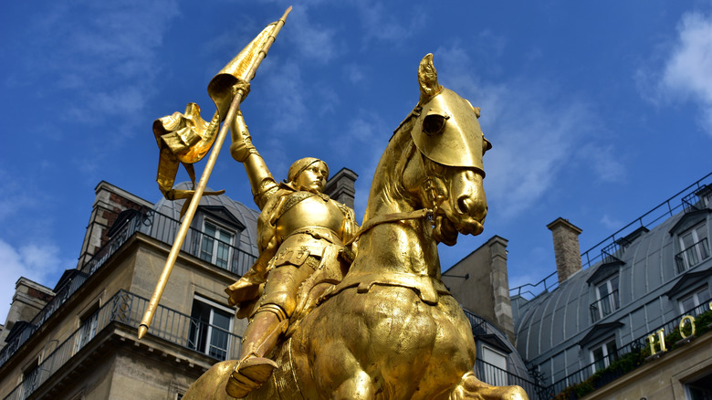 Joan of Arc on horse statue