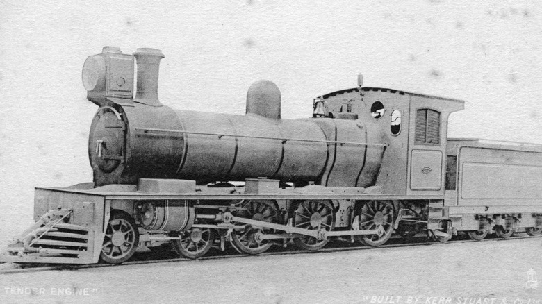 an old photo of a train