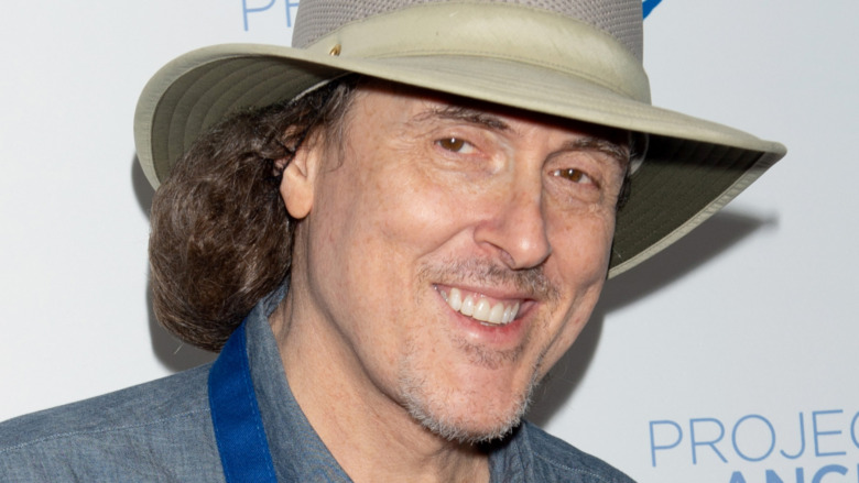 Weird Al smiling in hat