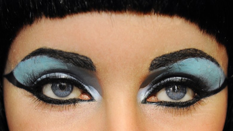 Cleopatra eyes