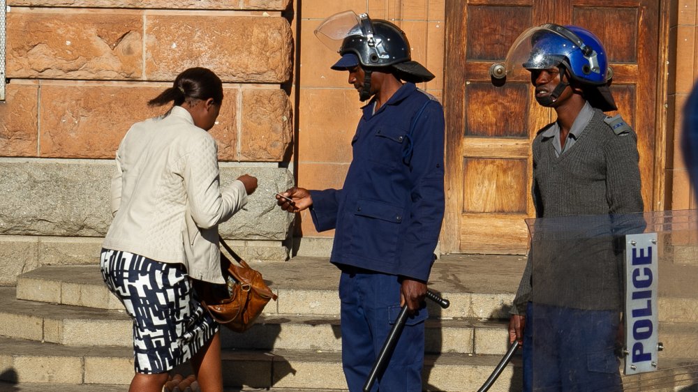 Zimbabwe police