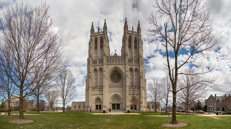 Washington National Cathedral exterior photo