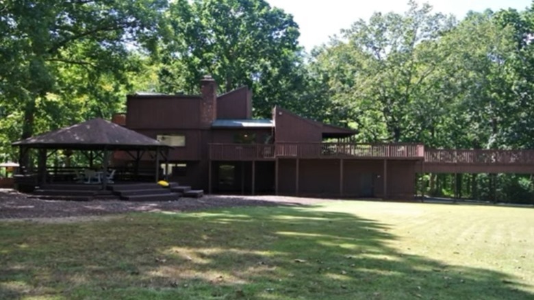front view of Andre's ranch