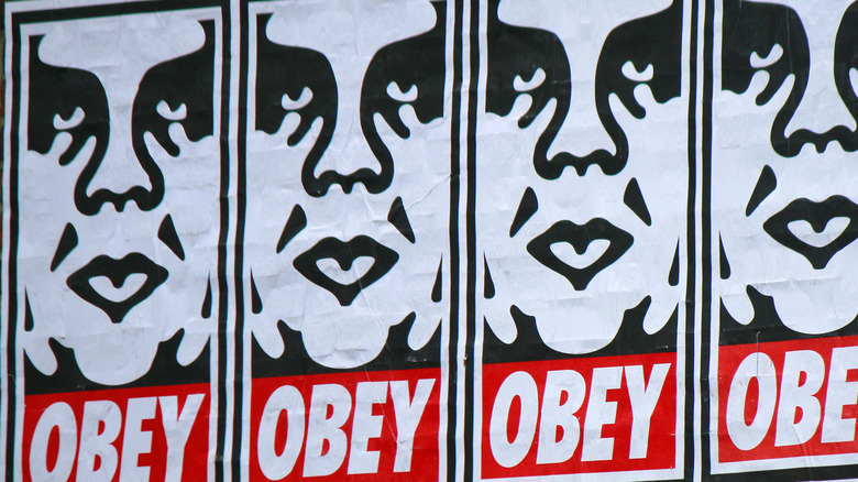street art of Andre the Giant's face