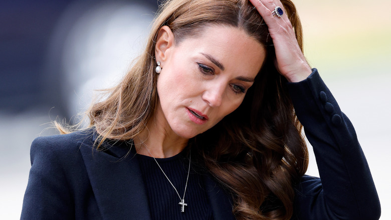 The Duchess of Cambridge wears black while observing tributes to Queen Elizabeth II
