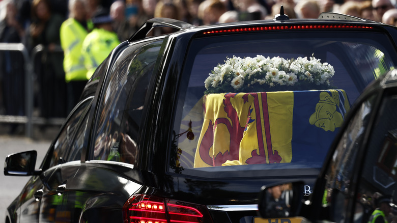 Queen Elizabeth's casket