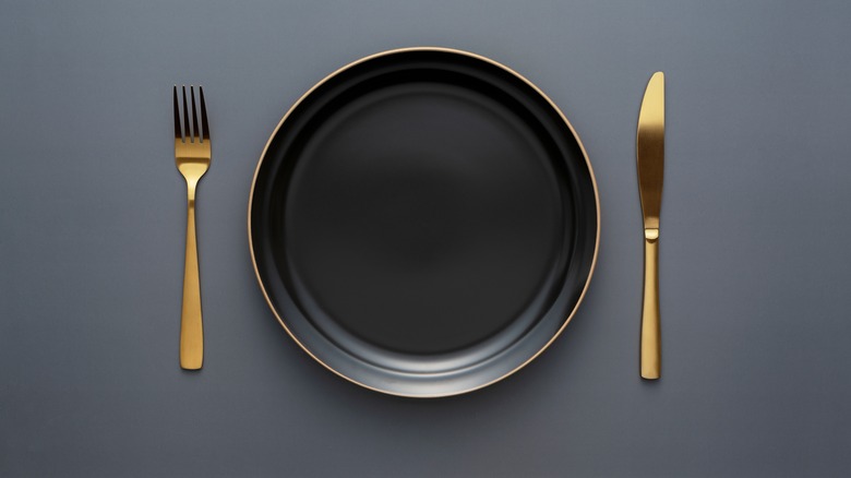 plate and silverware