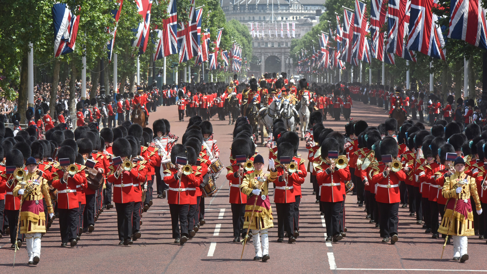 What Does The Gun Salute During Trooping The Colour Mean?