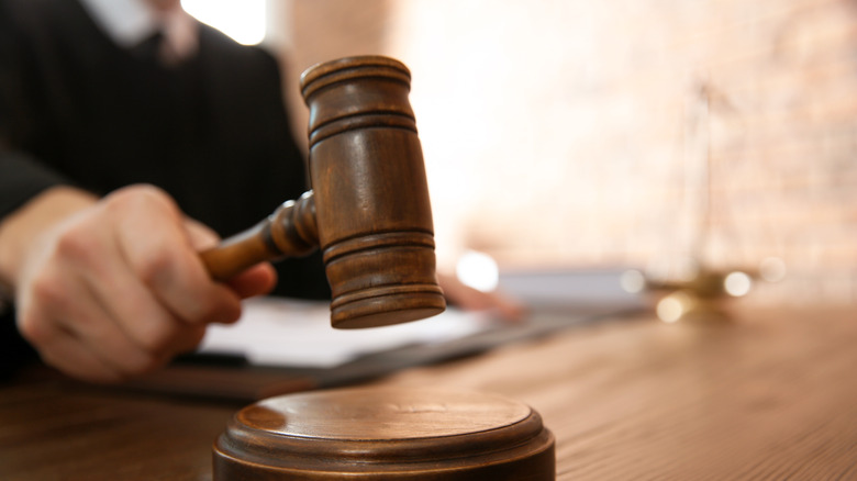 judge hitting gavel