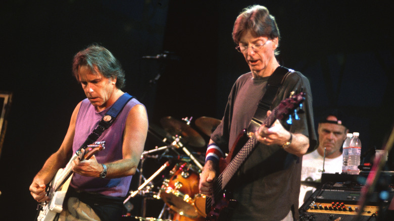 Bob Weir and Phil Lesh performing as The Other Ones in 1998
