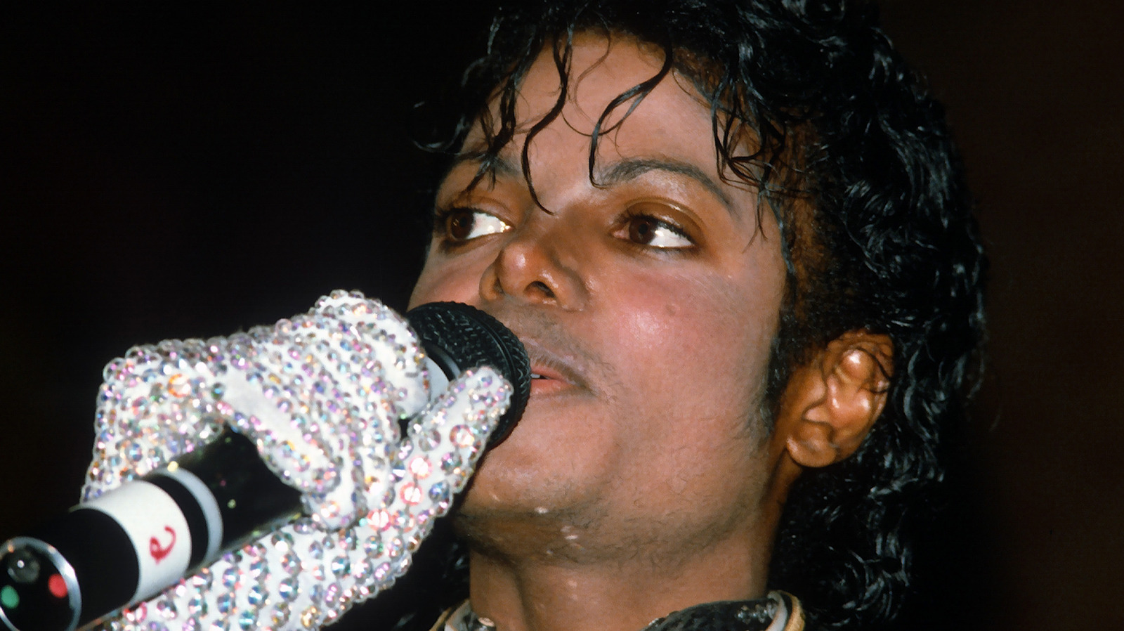 Where's Michael Jackson's ICONIC Glove? Searching For 'Holy Grail'  Memorabilia
