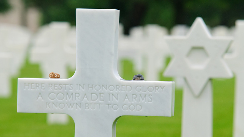 Normandy American Cemetery, headstone for unidentified soldier