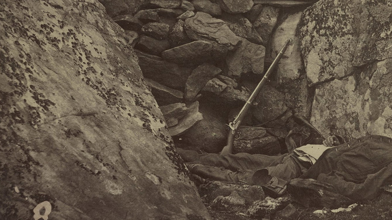 Alexander Gardner image of deceased Confederate soldier