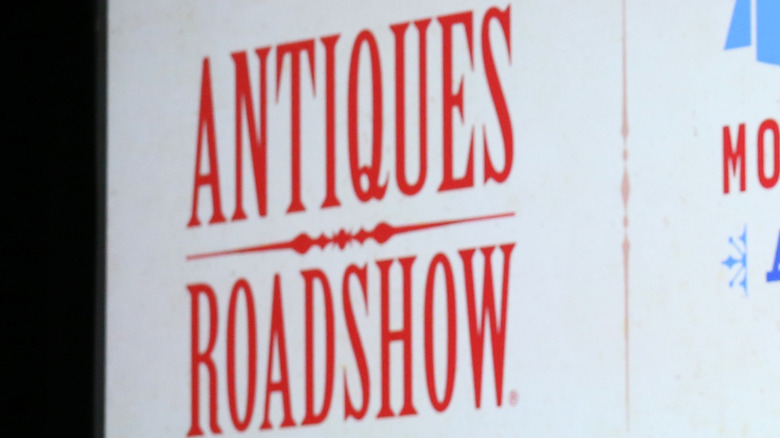 Antiques Roadshow sign