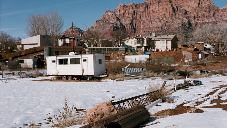 An FLDS compound