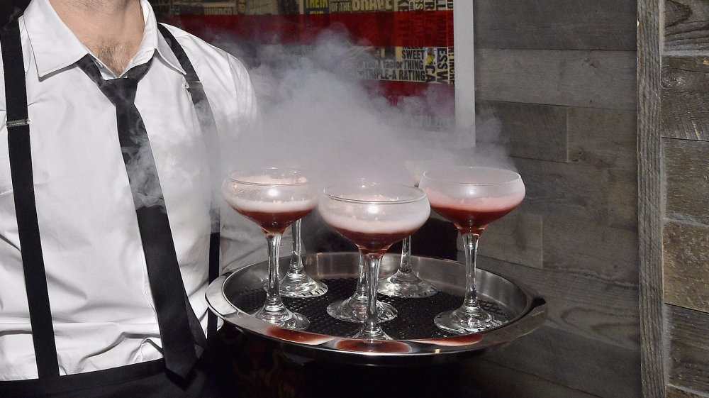 Liquid nitrogen cocktails