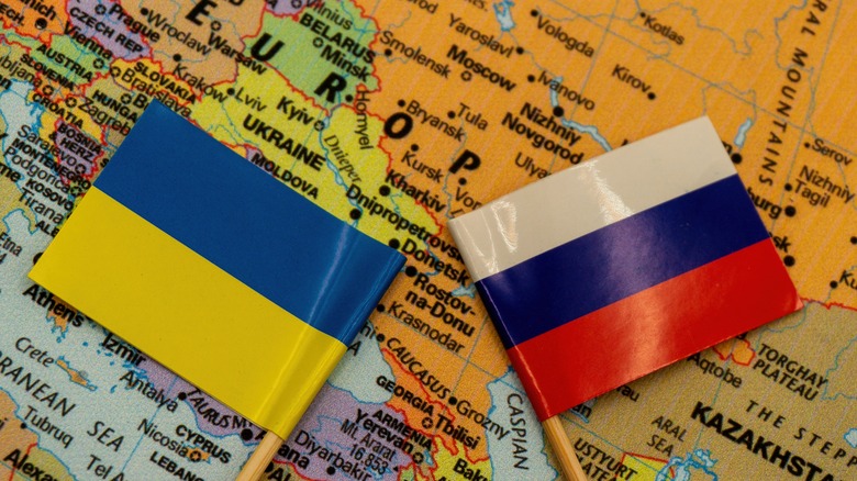Flags of Ukraine and Russia