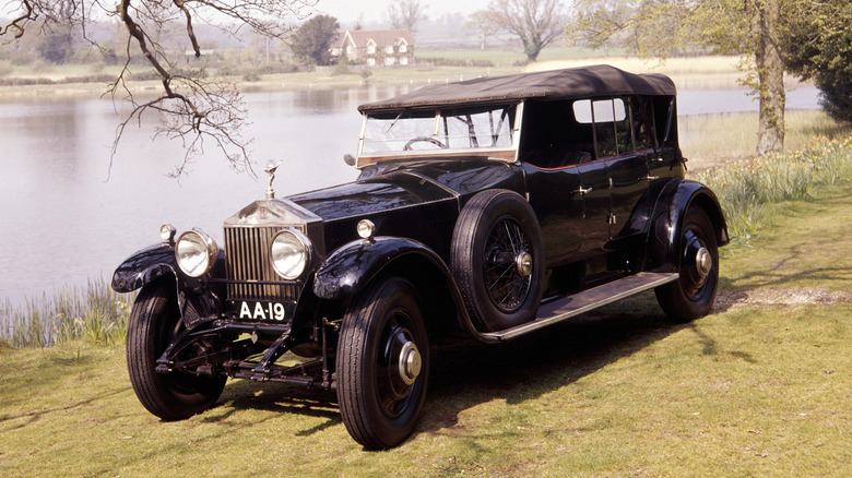 A 1925 Rolls Royce Phantom I