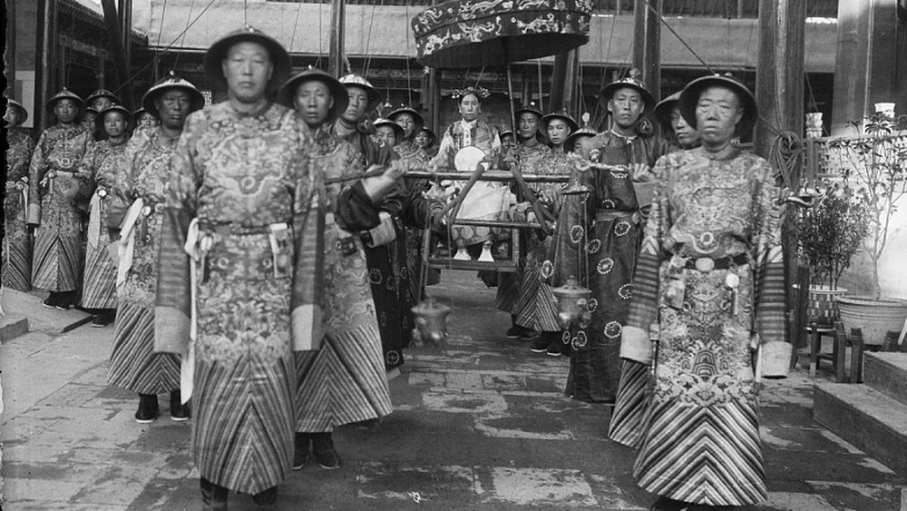 Empress Dowager Cixi being carried