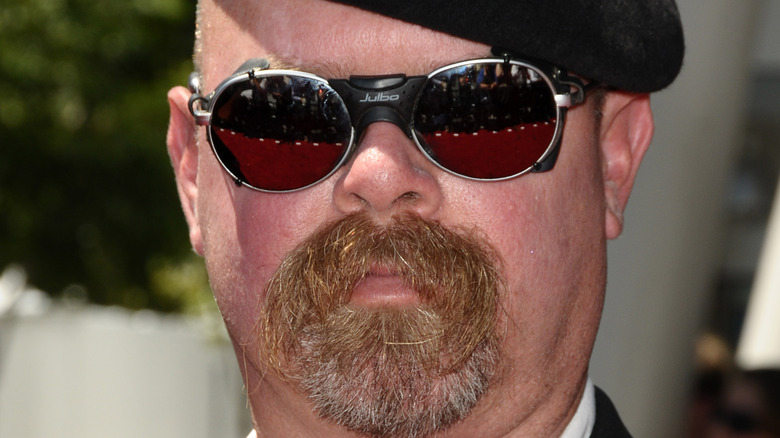 Jamie Hyneman sunglasses black hat