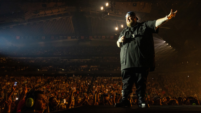 Jelly Roll performing for crowd