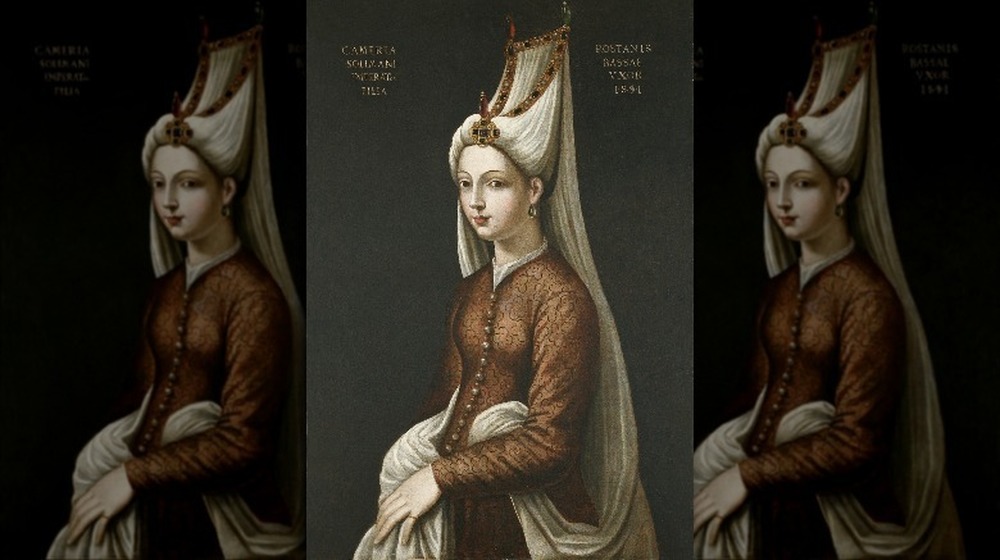 Mihrimah Sultan wearing headdress 