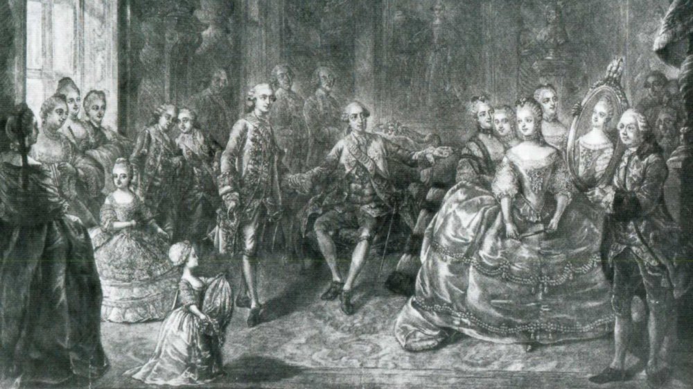 Women at Versailles 