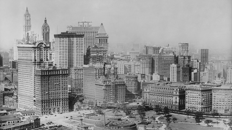 Downtown Manhattan in the 1920s