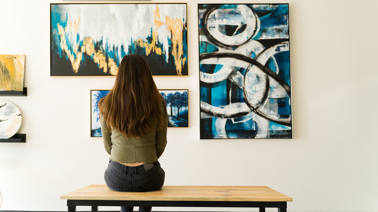 Woman at art gallery