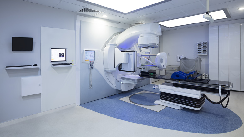 Equipment for radiation treatment