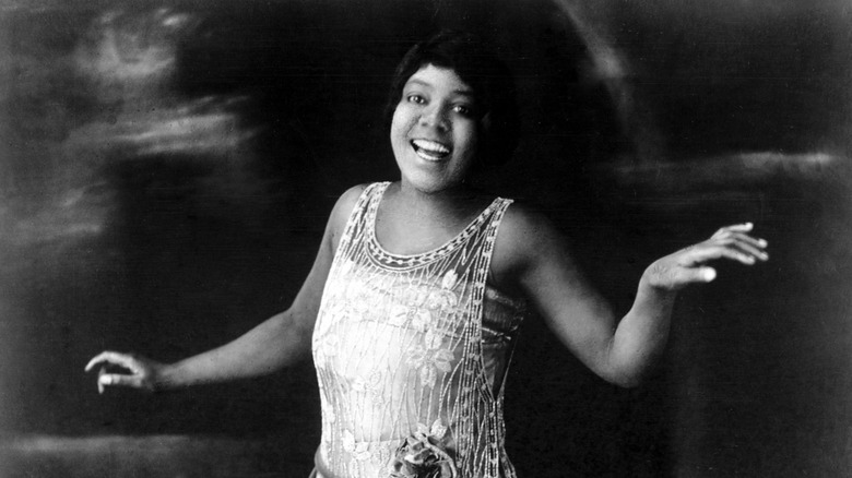 Bessie Smith posing mid-song and dance