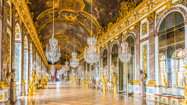 Versailles hall of mirrors