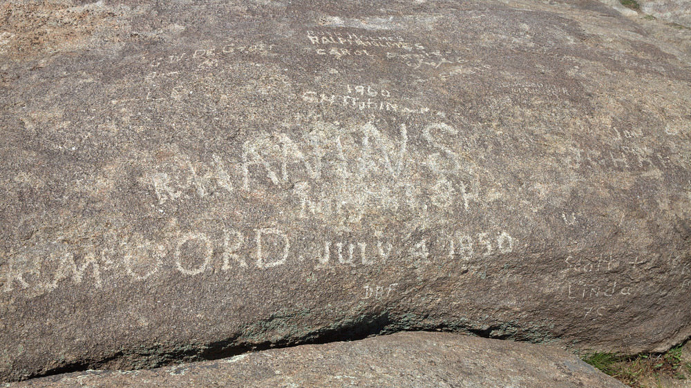 graffiti on independence rock graffiti 