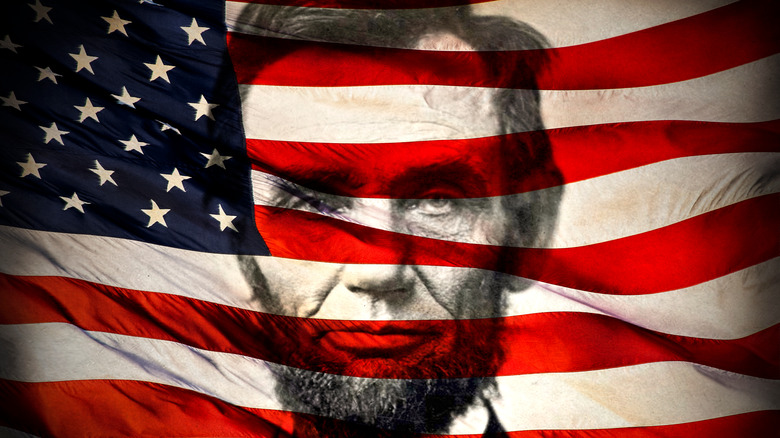 Lincoln and U.S. flag