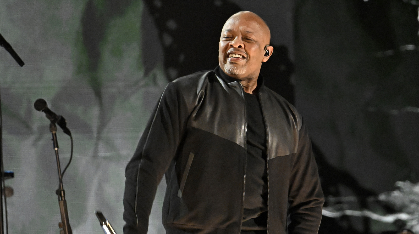 What You Didn't Know About The Death Of Dr. Dre's Brothers