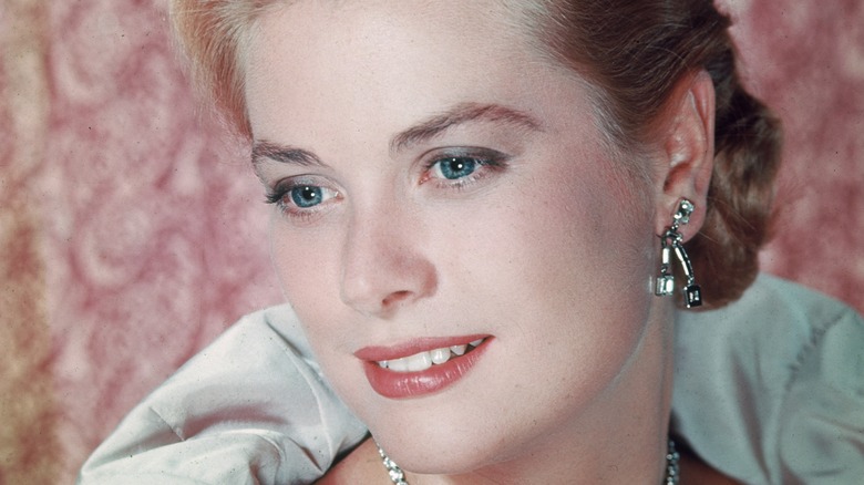 grace kelly actress portrait