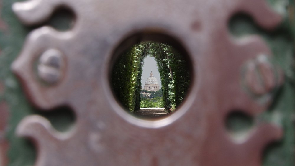Aventine Keyhole