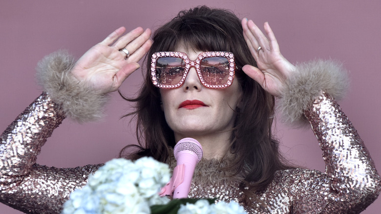 jenny lewis shiny dress big sunglasses