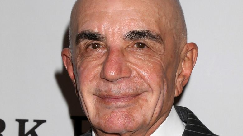 Robert Shapiro smiling